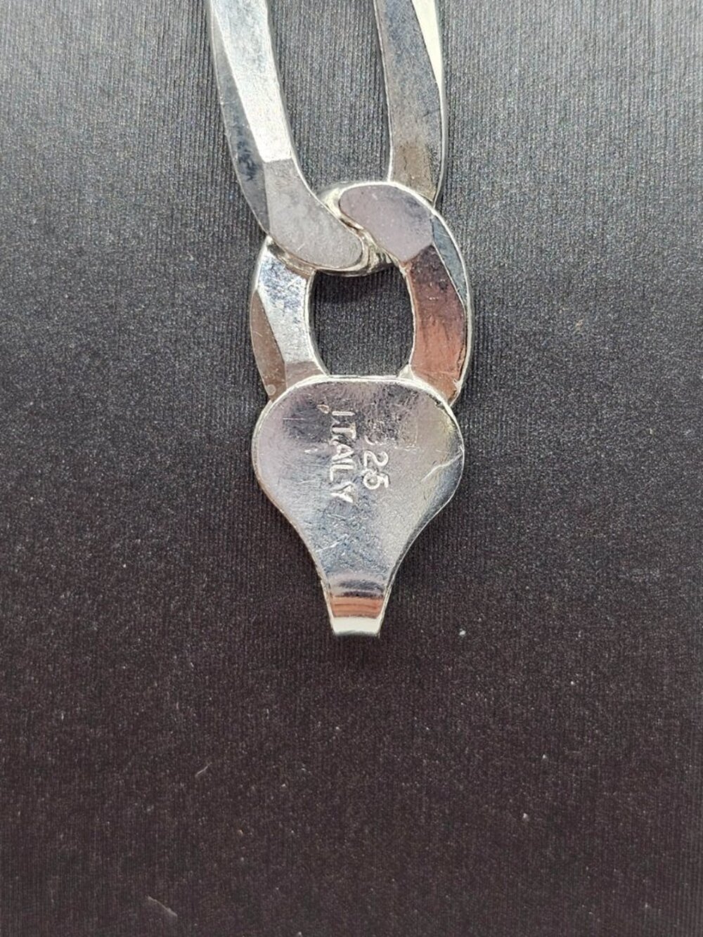 Sterling Silver 925 High Polished Figaro Bracelet 7.8mm 8 inches - Picture 4 of 8